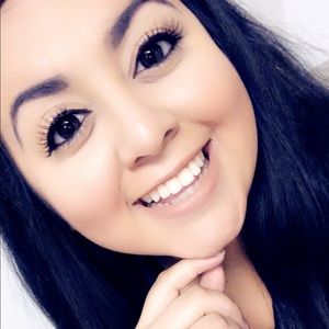 Meet your Posher, Fabiola